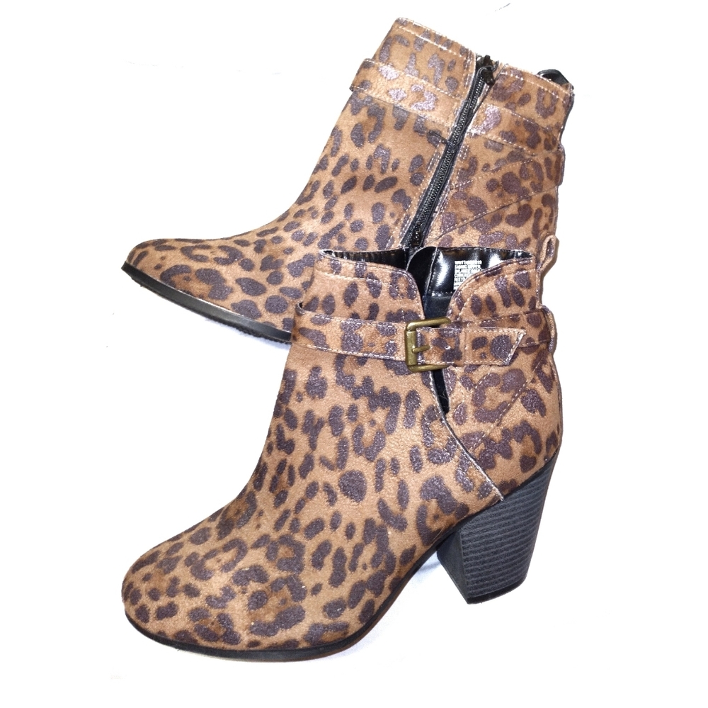 Leopard Print Booties Wide Width 10W NWT